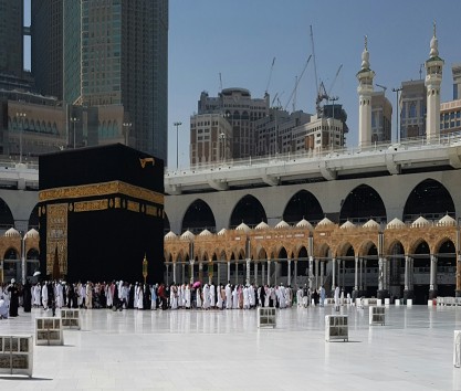 12 Nights 4 Star December Umrah Package